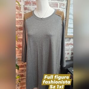 Full figure fashionista  womens top sz 1xl